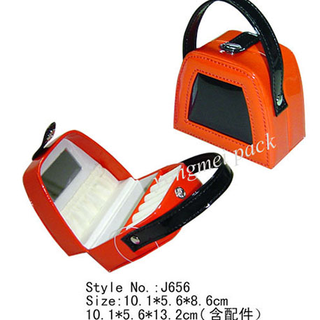<strong>J656</strong><br />